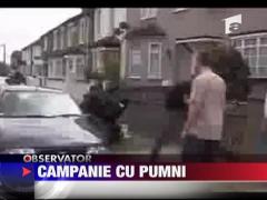 Trei tineri au fost batuti mar de un politician britanic