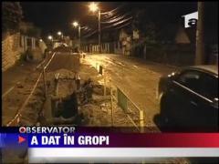 Si-a distrus masina de doua ori in 14 zile din cauza starii drumurilor