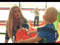 Bianca a invatat sa schimbe scutece