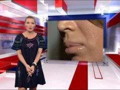 Gina Pistol blonda cu lipici