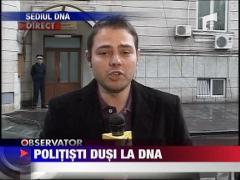 Politisti dusi la DNA