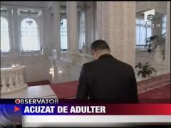 Acuzat de adulter