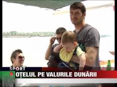 Otelul pe valurile Dunarii