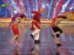 Cheeky girls, dansatoare de ocazie