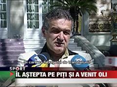 Il astepta pe Piti si a venit Oli