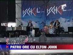 Sir Elton John va sta doar patru ore in Romania