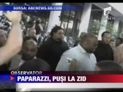 Paparazzi pusi la zid in California