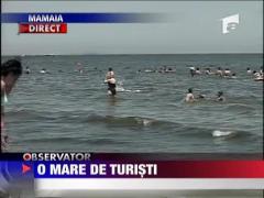 O mare de turisti