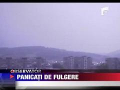 Panicati de fulgere