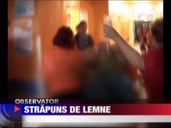 A ajuns la spital strapuns de doua lemne