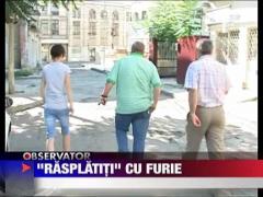 Atac cu oua la Emil Boc