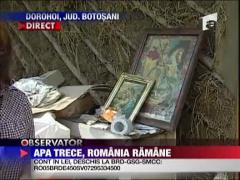 Apa trece, Romania ramane! Au ramas icoanele!