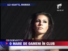 O mare de oameni in cluburile de pe litoral