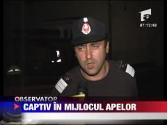 Captiv in mijlocul apelor