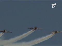 Spectacol aviatic deasupra Bucurestiului