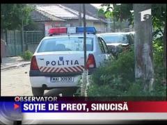 Sotia unui preot s-a spanzurat