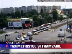 Accident: Taxiul si tramvaiul