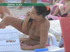 Bomba Sexy, topless la strand
