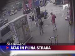 Atac in plina strada