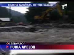 Furia apelor a lovit iar