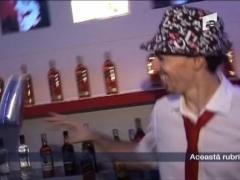 Marina Dina bea de mica