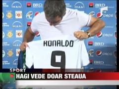 Hagi a primit cadouri de la Real si Barca