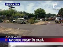 Avion picat in casa