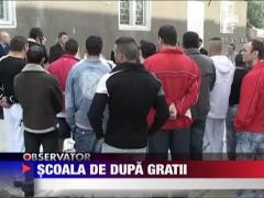 Scoala de dupa gratii