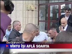 SOV afla astazi daca va fi anchetat in stare de arest