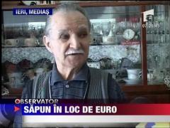 Pensionari inselati de escroci