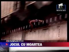 Jocul cu moartea! Copii teribilisti