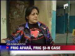 Frig afara, frig si-n case
