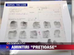 Amprentele lui John Lennon valoreaza cel putin 100.000 de dolari