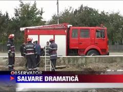 Operatiune riscanta pentru pompierii din Iasi
