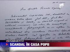 Scandal in casa popii