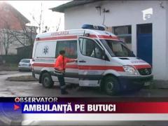 Ambulanta pe butuci! Criza de personal in Arges