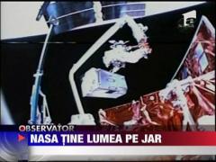 NASA tine lumea pe jar