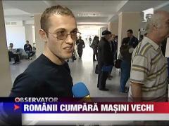 Romanii cumpara masini vechi
