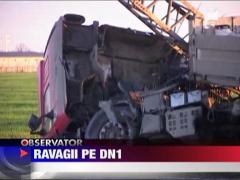 Soferul unui jeep a reusit sa distruga un autotrailer