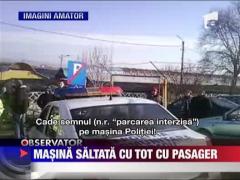 Masina saltata cu tot cu pasager