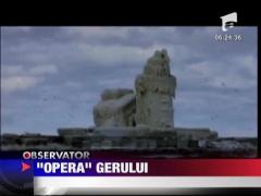Gerul a transformat un far intr-o adevarata opera de arta
