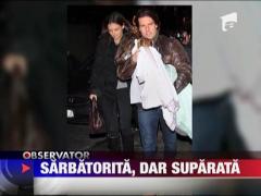 Katie Holmes, sarbatorita, dar suparata