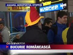 Nationala Romaniei de handbal primita cu aplauze si flori in tara