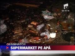 Supermarket pe apa