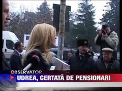 Elena Udrea, certata de pensionari