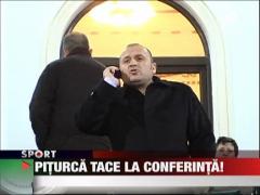 Victor Piturca tace la conferinta!