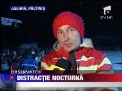 Schi si snowboard in nocturna la Paltinis