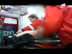 Doi tineri din Constanta s-au rasturnat cu masina din cauza gropilor din asfalt