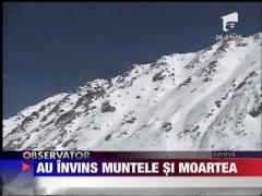Update: Cinci turisti au fost surprinsi de o avalansa in Masivul Iezer-P