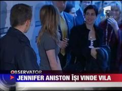 Jennifer Aniston isi vinde vila